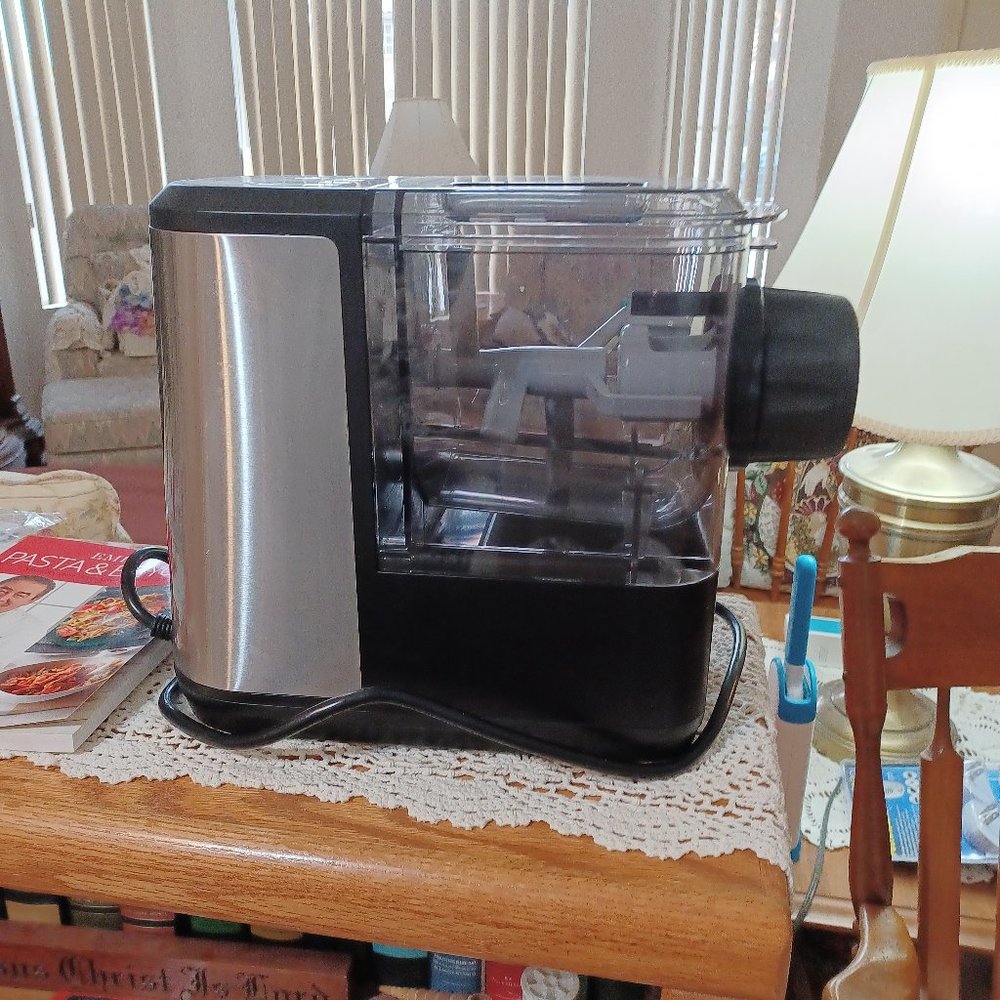 Emeril Lagasse Pasta and Beyond Machine